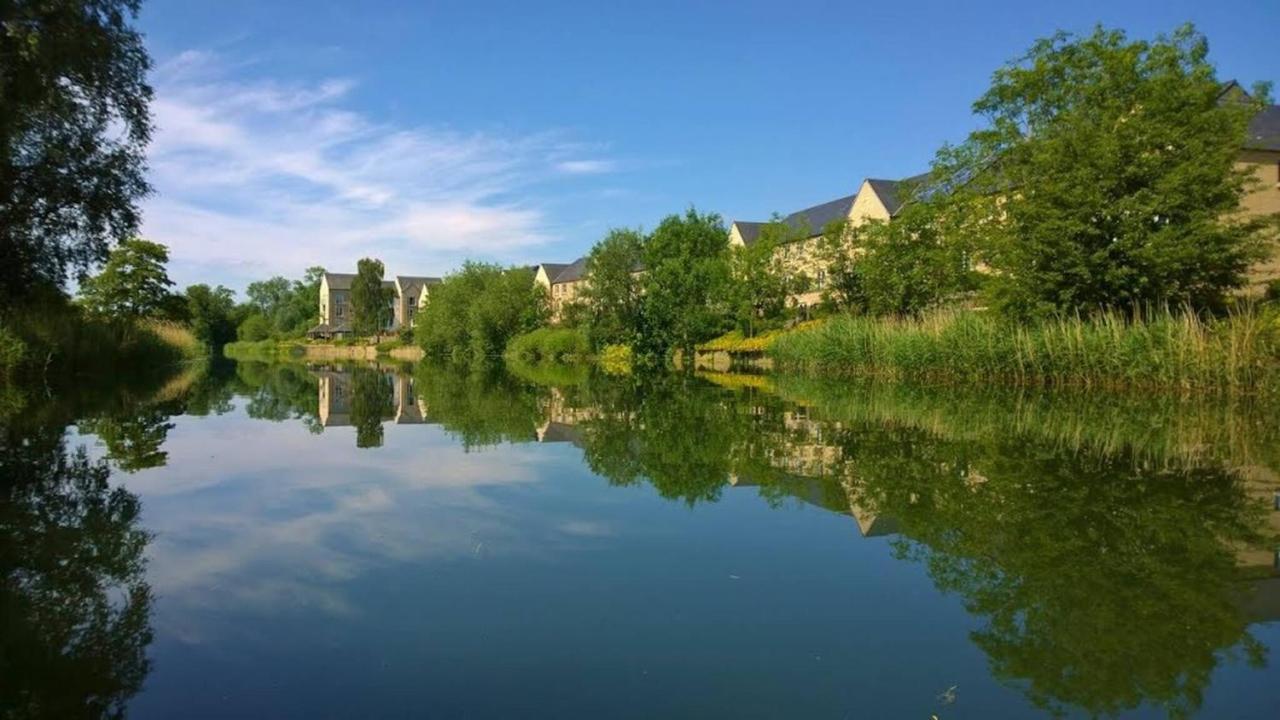 Penthouse Apartment On The River - 65 Skipper Way Saint Neots Esterno foto