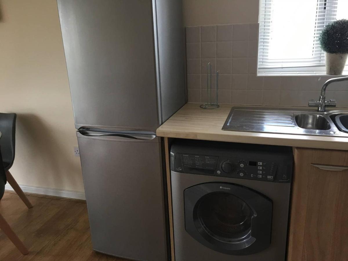 Penthouse Apartment On The River - 65 Skipper Way Saint Neots Esterno foto