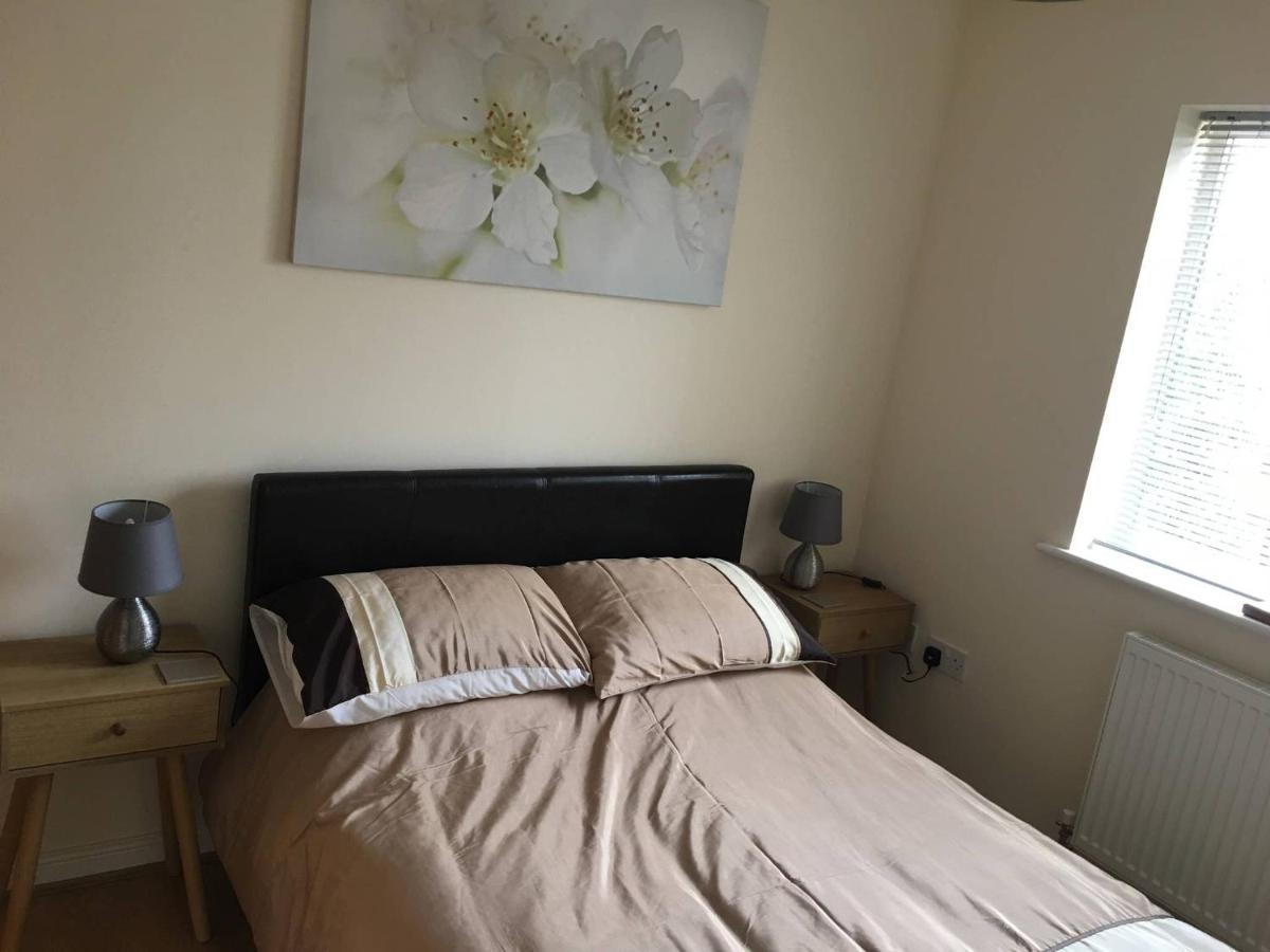 Penthouse Apartment On The River - 65 Skipper Way Saint Neots Esterno foto
