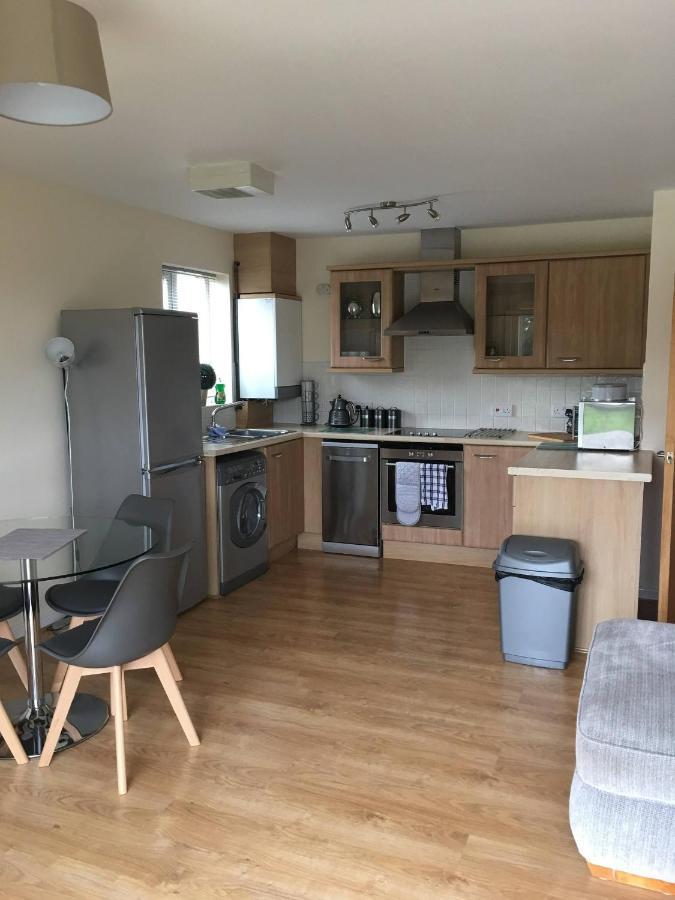 Penthouse Apartment On The River - 65 Skipper Way Saint Neots Esterno foto