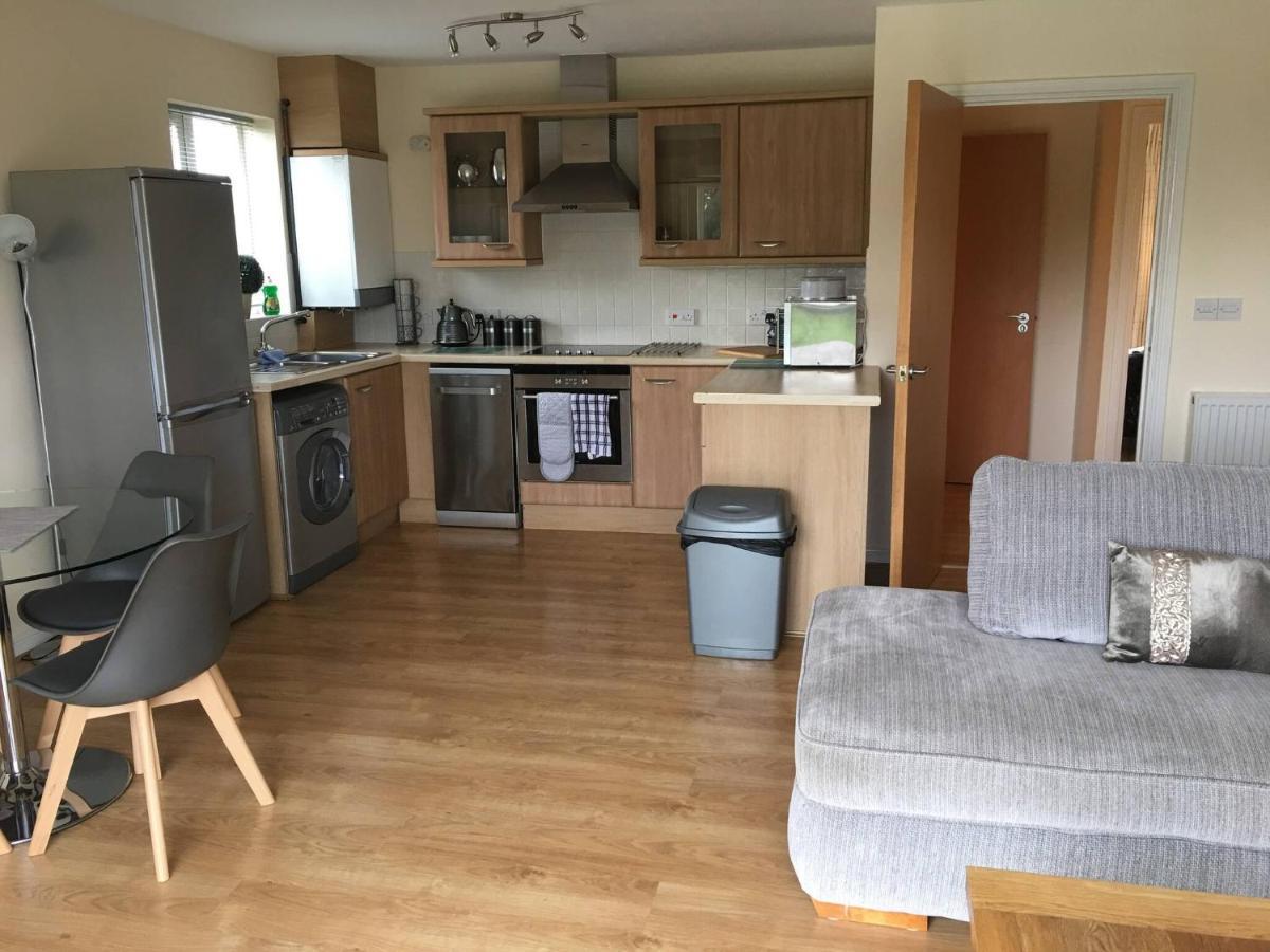 Penthouse Apartment On The River - 65 Skipper Way Saint Neots Esterno foto