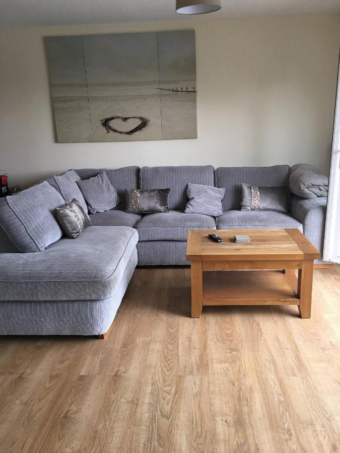 Penthouse Apartment On The River - 65 Skipper Way Saint Neots Esterno foto